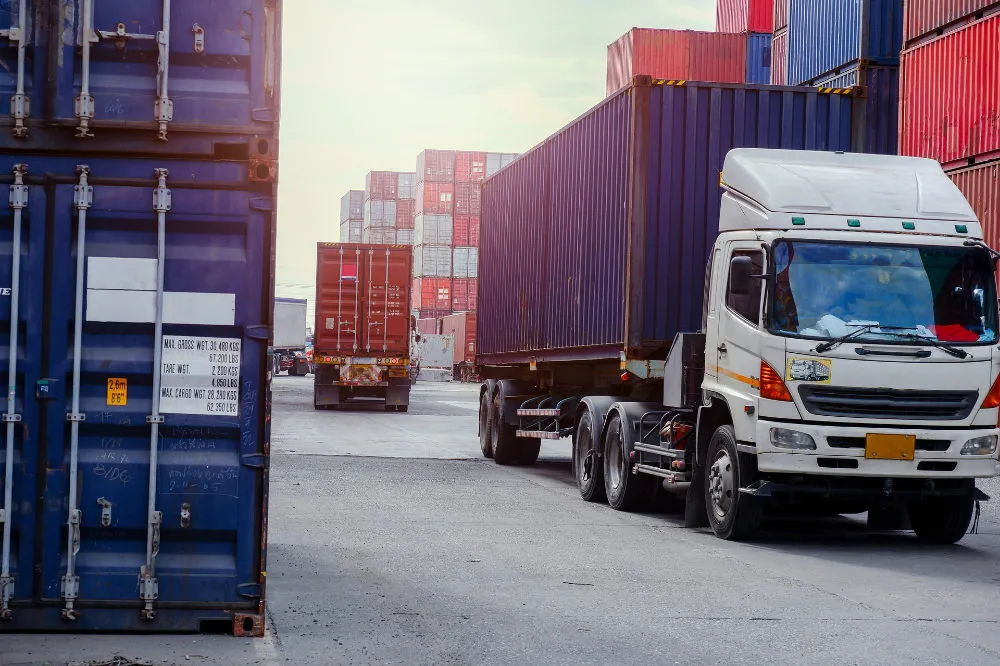isolamento veicoli e container transport and containers thermal insulation